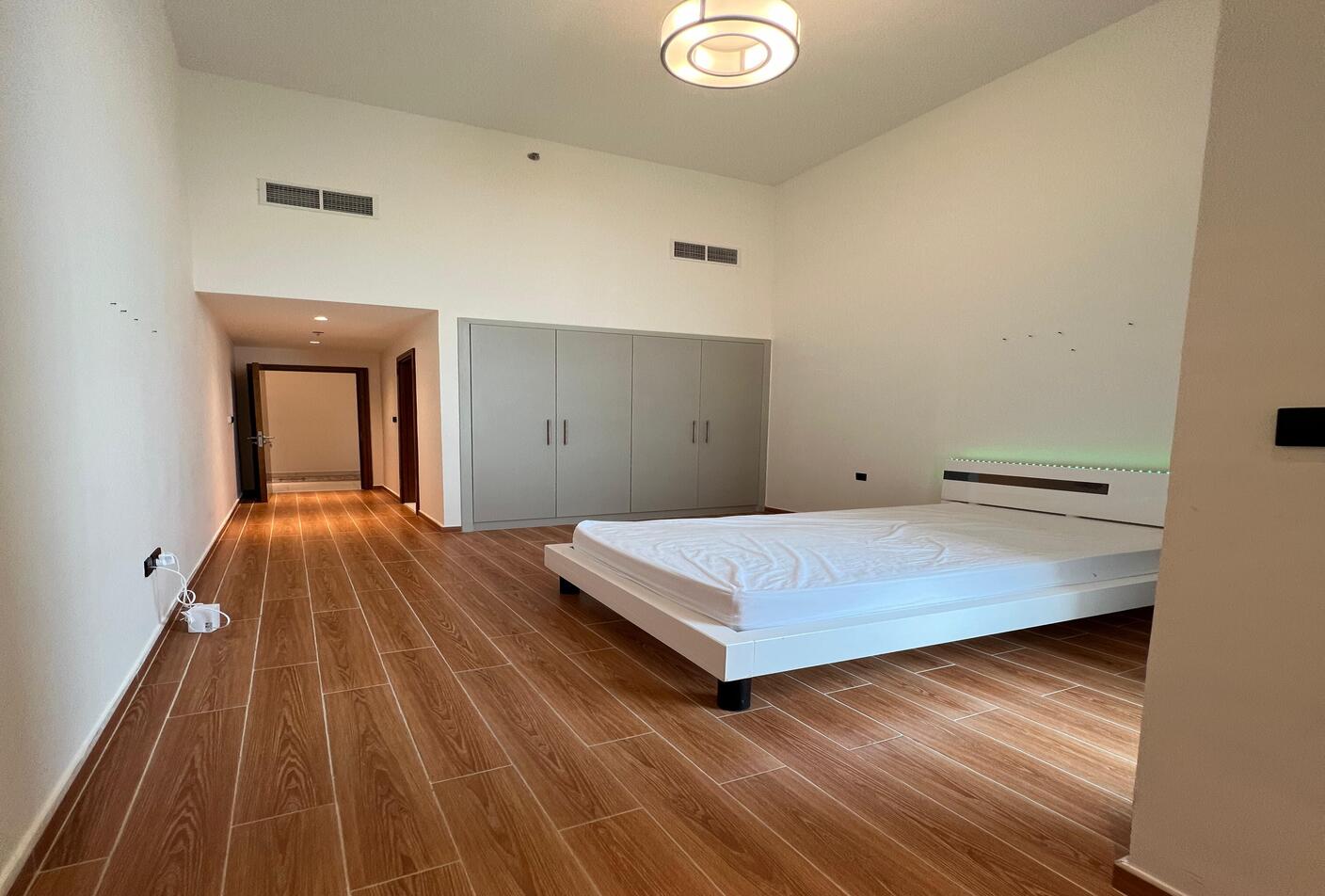 Fully Upgraded 4BR Apartment for Rent in Amna Tower | Business Bay